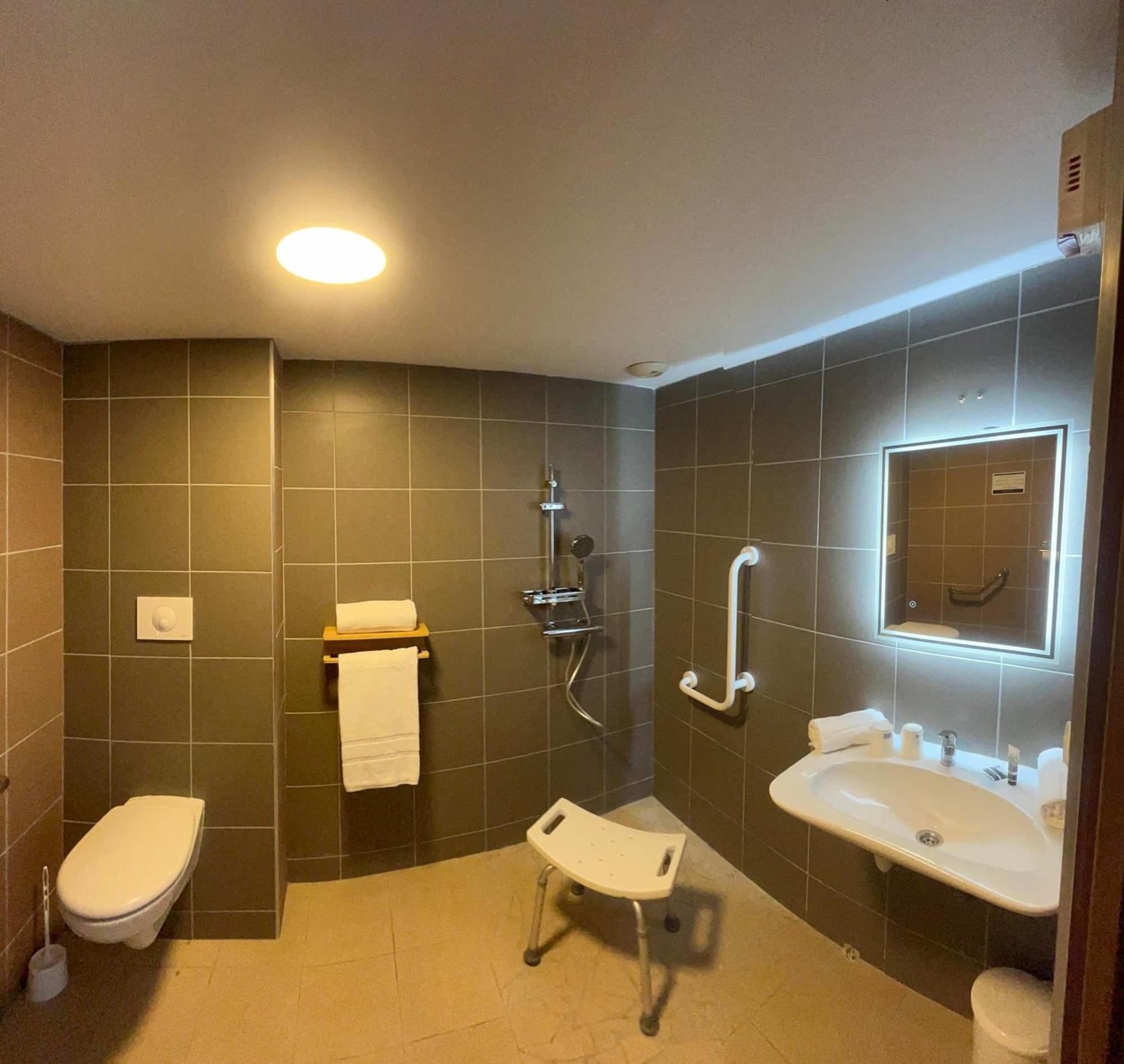 Au Petit Quinquin Hotel Ceaux Luaran gambar